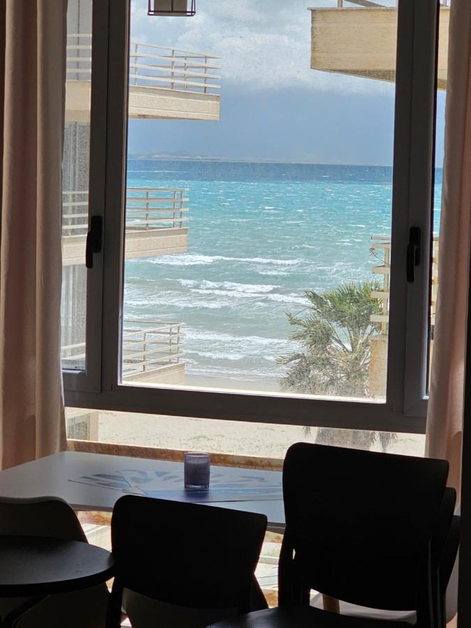 Sea & Sun * Wlora